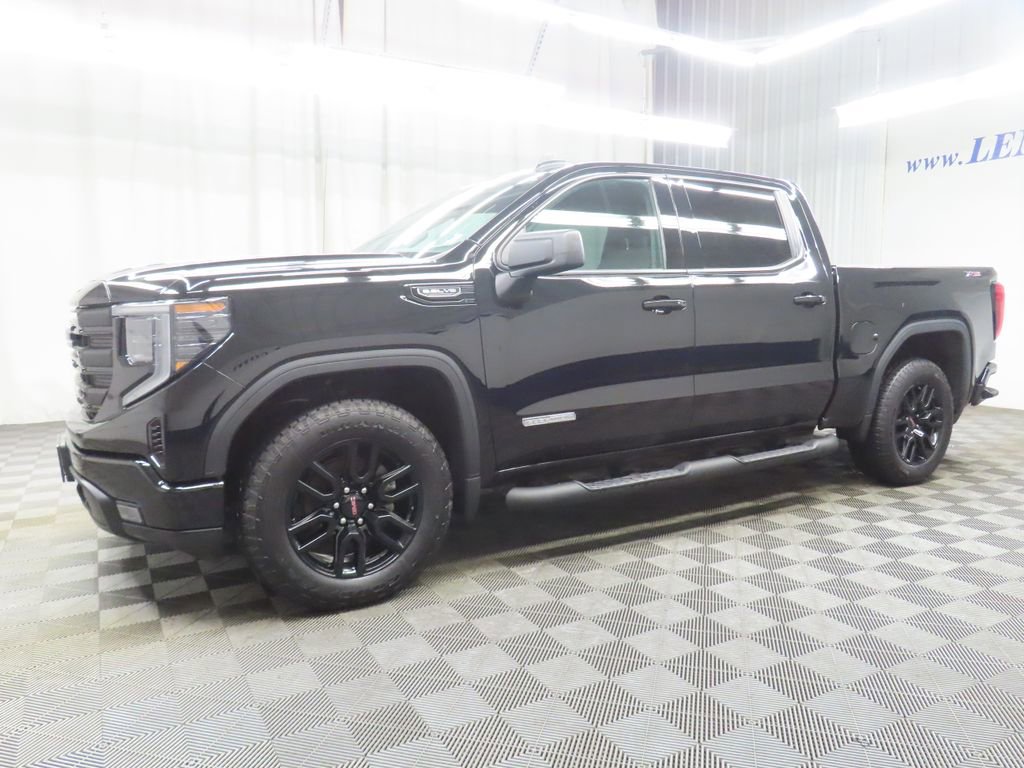 Used 2025 GMC Sierra 1500 Elevation AWD/4WD image 7