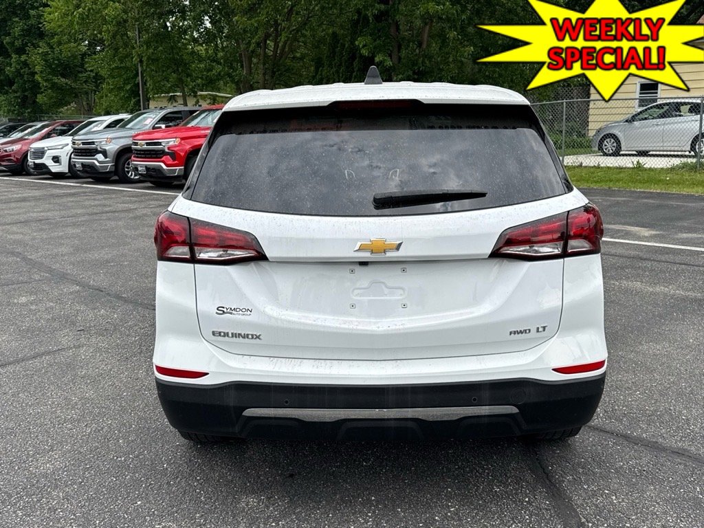 Used 2022 Chevrolet Equinox LT image 3