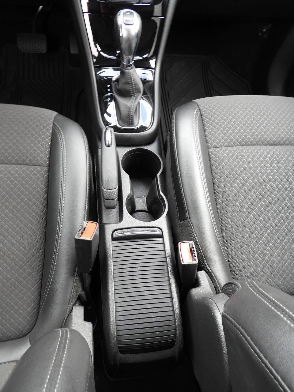 Used 2021 Buick Encore Preferred AWD/4WD image 41