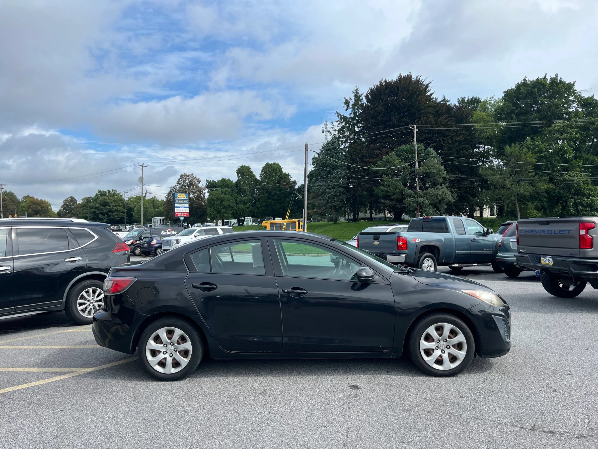 Used 2011 MAZDA MAZDA3 i Sport FWD image 21
