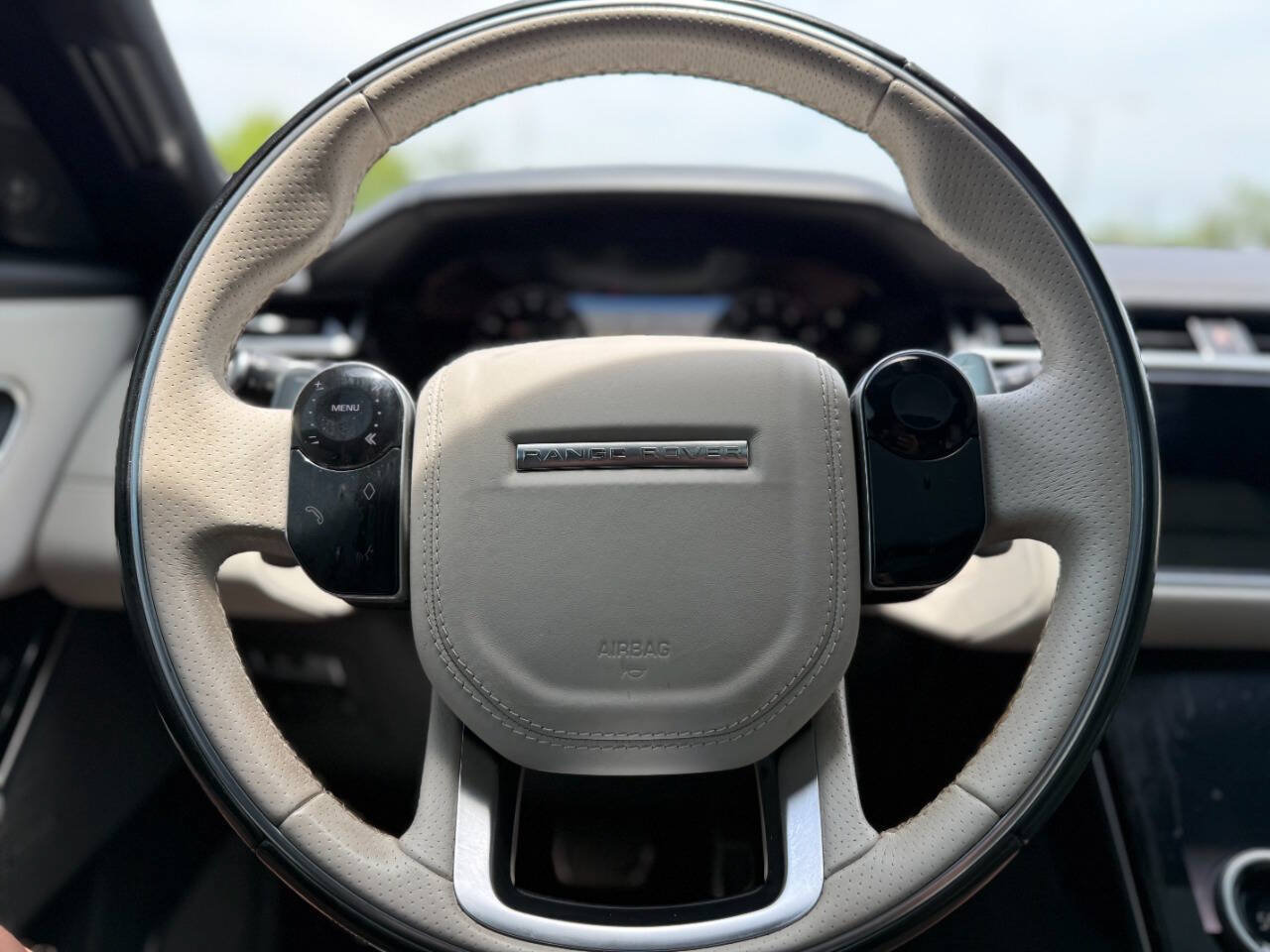 Used 2018 Land Rover Range Rover Velar R-Dynamic HSE AWD/4WD image 27