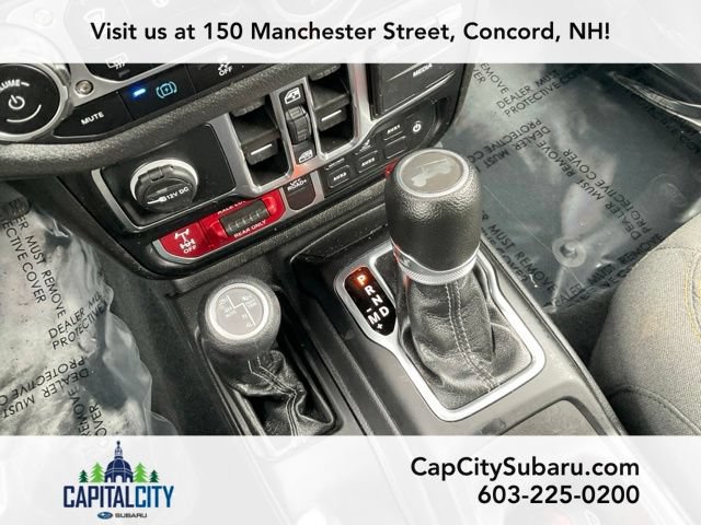 Used 2024 Jeep Wrangler Unlimited AWD/4WD image 32