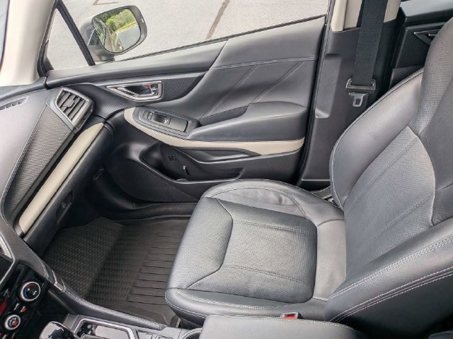 Used 2022 Subaru Forester Limited AWD/4WD image 17