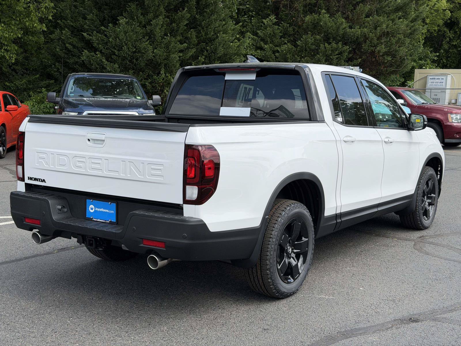 New 2026 Honda Ridgeline Black Edition image 2