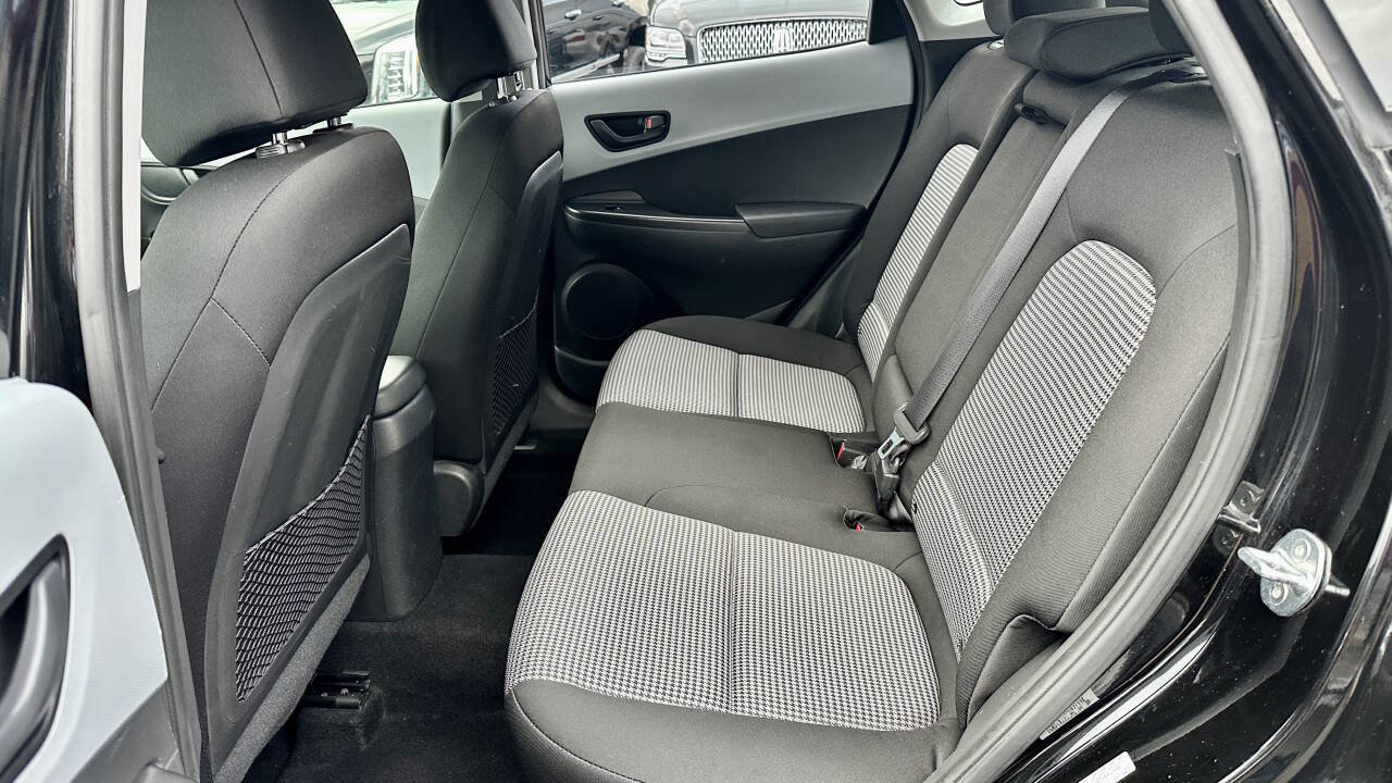 Used 2021 Hyundai Kona SE FWD image 12