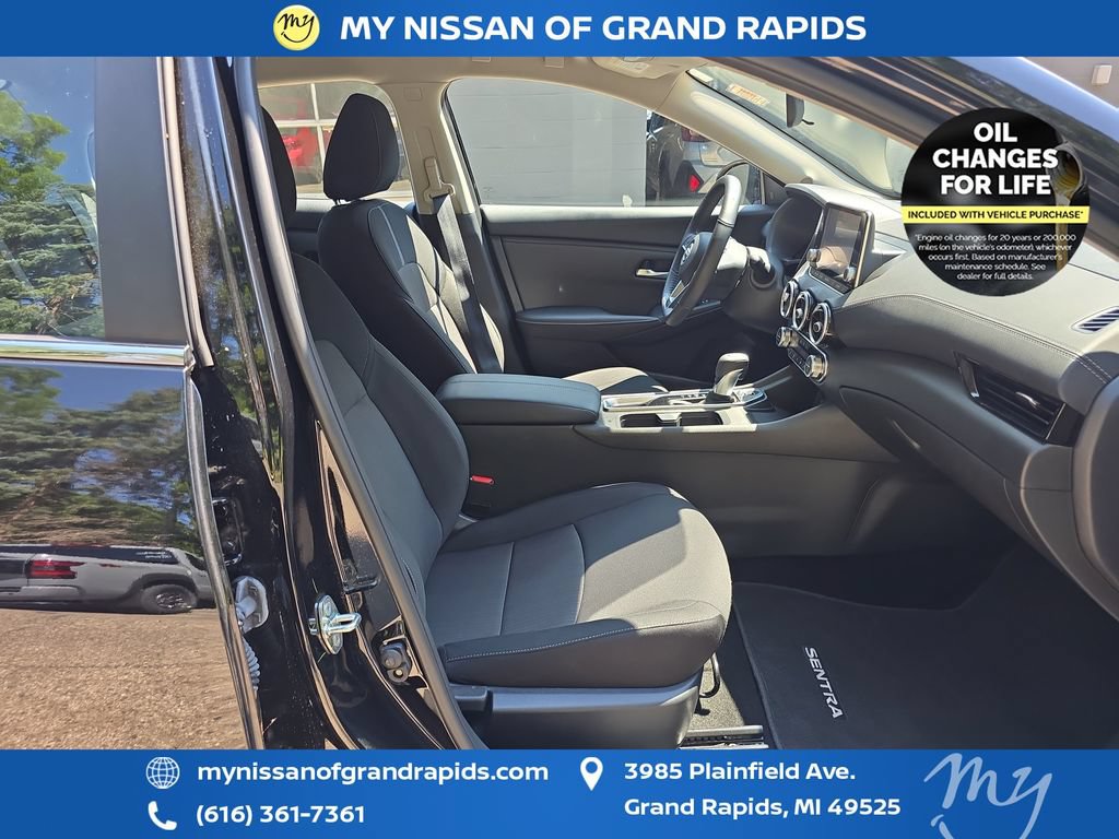 Used 2025 Nissan Sentra SV w/ All-Weather Package FWD image 24