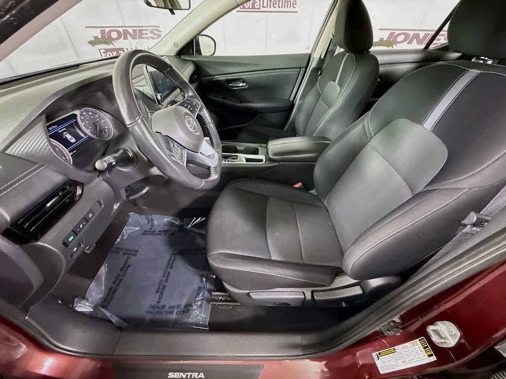 Certified 2021 Nissan Sentra SV FWD image 24
