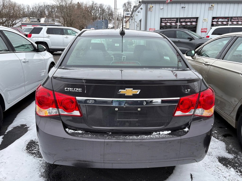 Used 2015 Chevrolet Cruze LT w/ Technology Package image 3