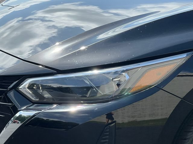 Used 2024 Nissan Sentra SV FWD image 31