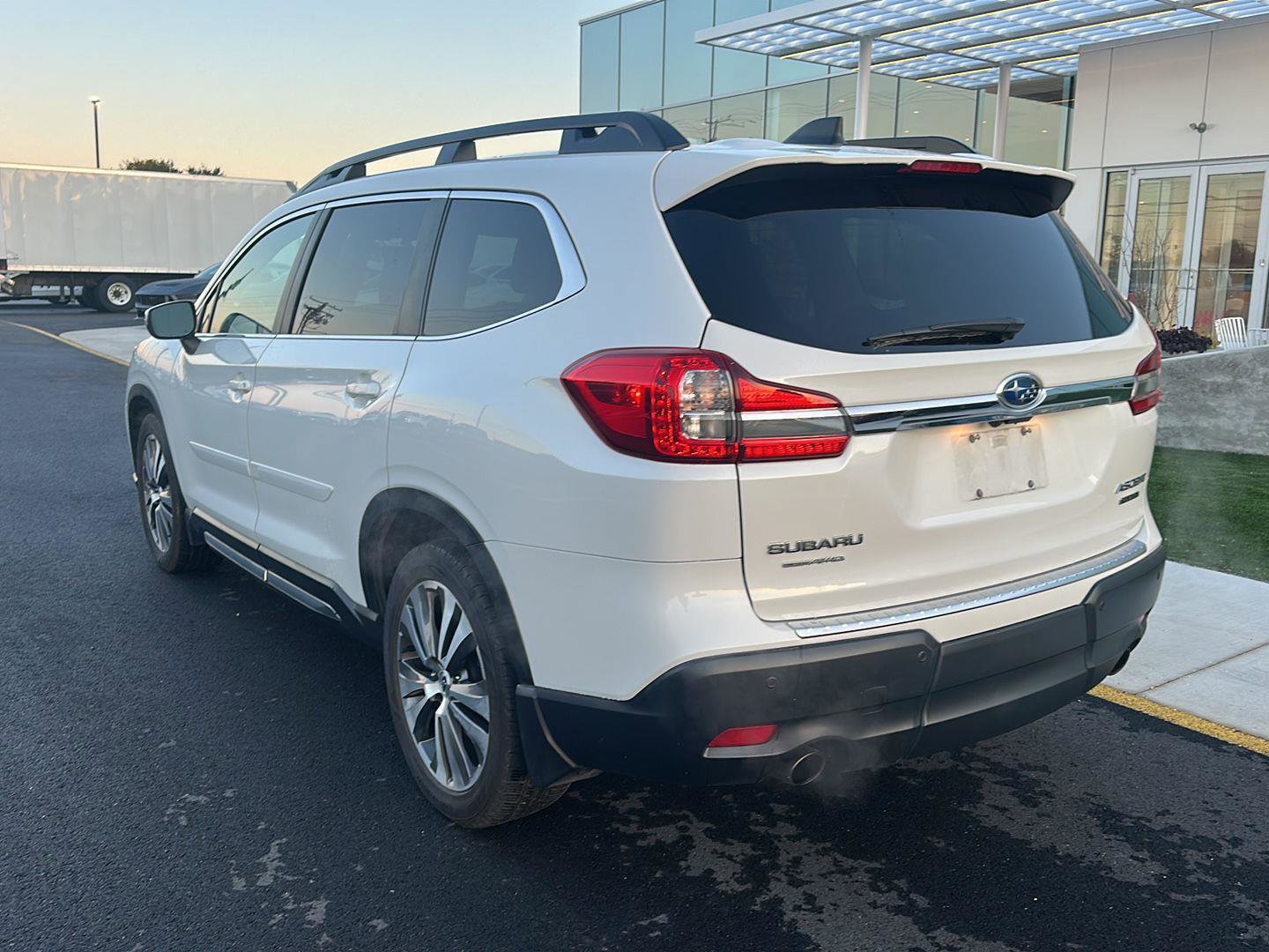 Used 2019 Subaru Ascent Limited AWD/4WD image 7