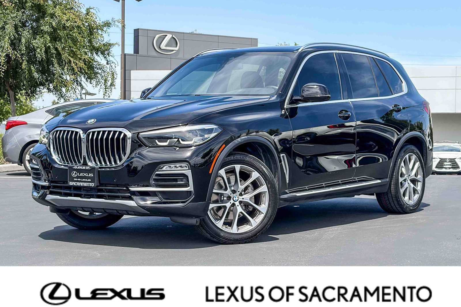Used 2019 BMW X5 xDrive40i w/ Convenience Package AWD/4WD image 1