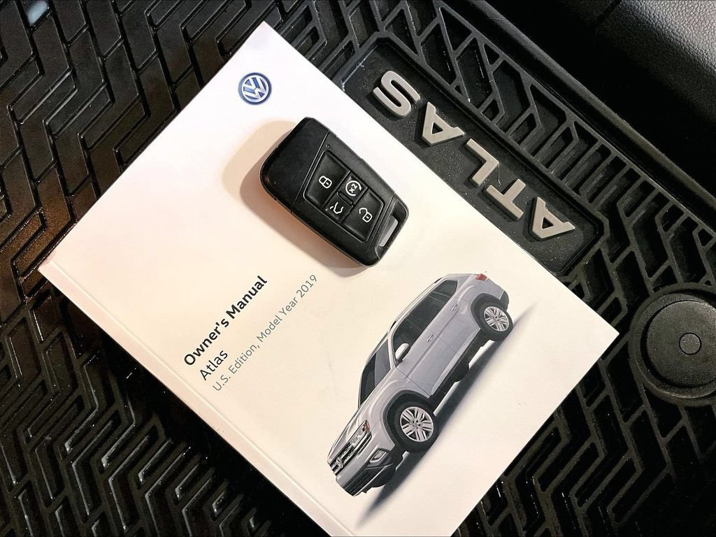 Used 2019 Volkswagen Atlas SE w/ Towing Package AWD/4WD image 32