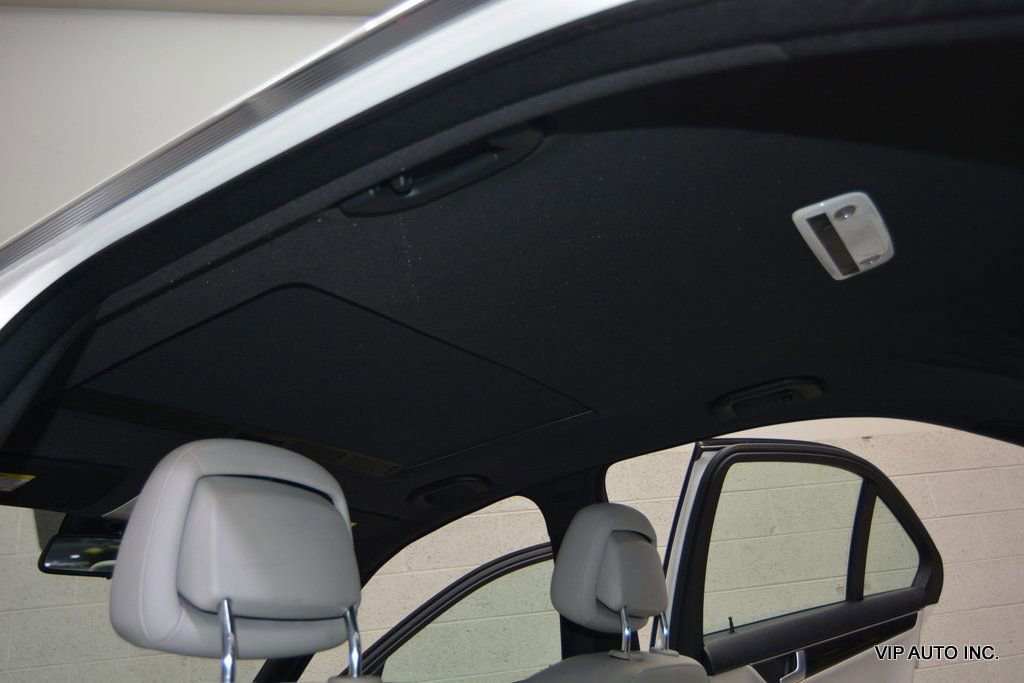 Used 2013 Mercedes-Benz C 250 Sedan image 22