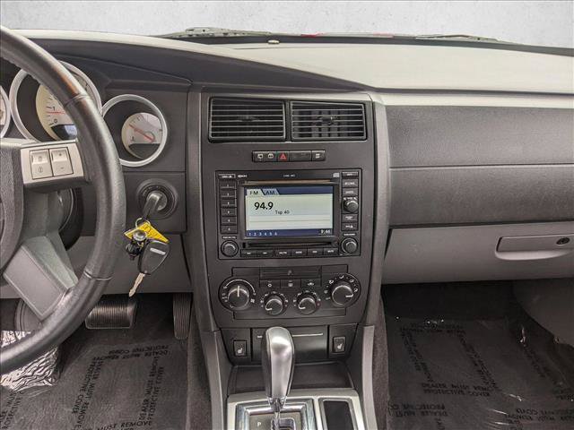 Used 2005 Dodge Magnum R/T w/ Convenience Group II RWD image 13