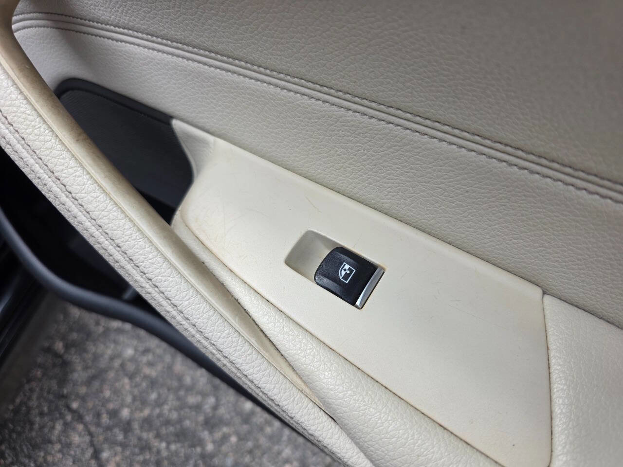Used 2018 BMW 530i RWD image 40