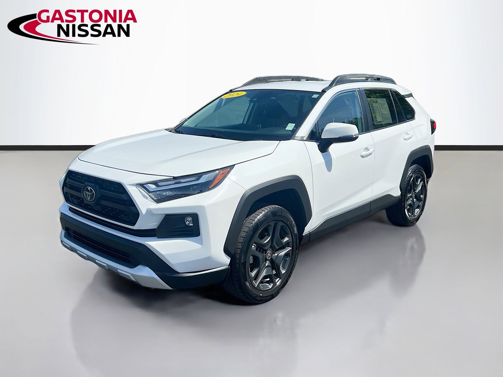 Used 2024 Toyota RAV4 Adventure AWD/4WD video 3