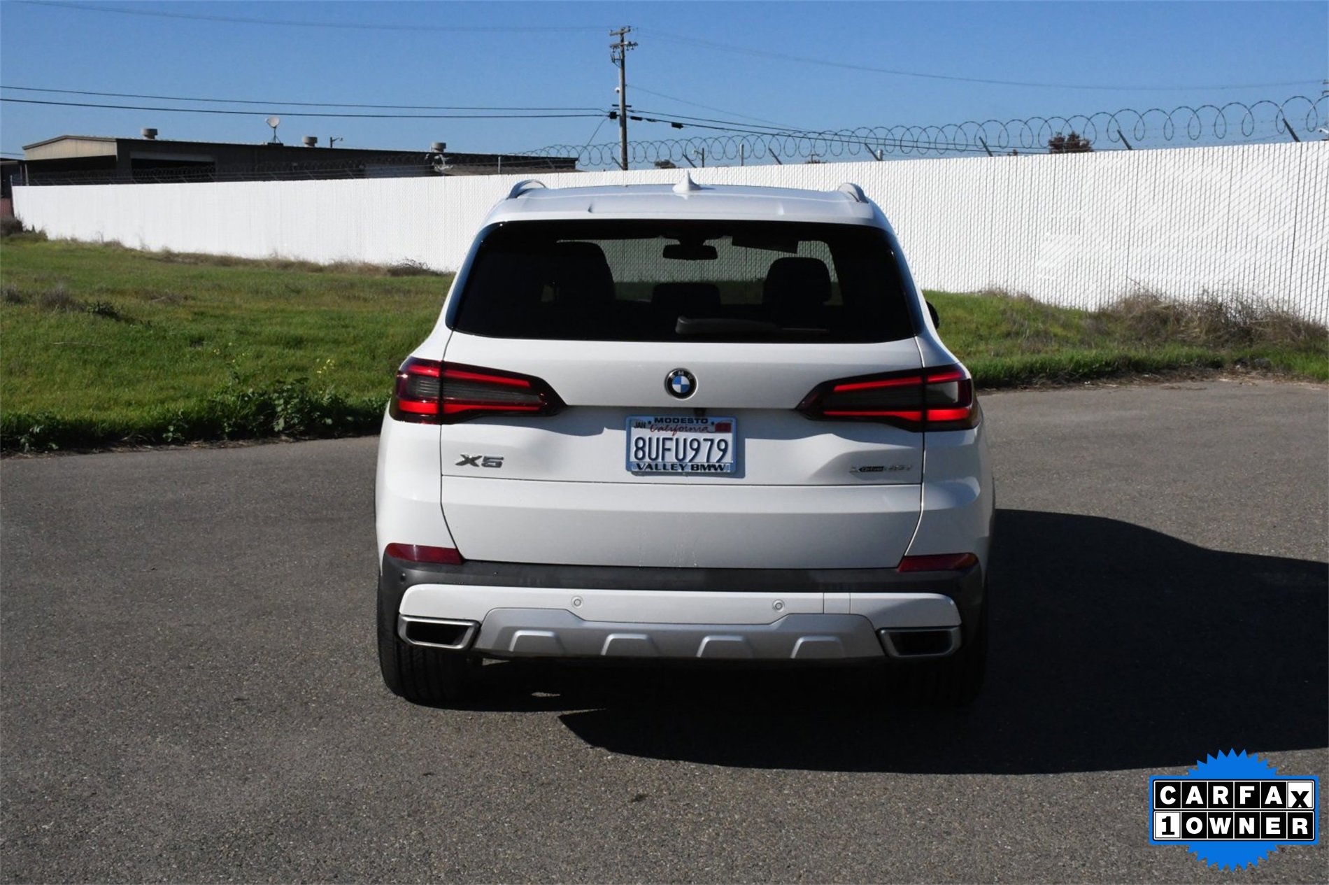 Used 2021 BMW X5 xDrive40i w/ Premium Package image 4