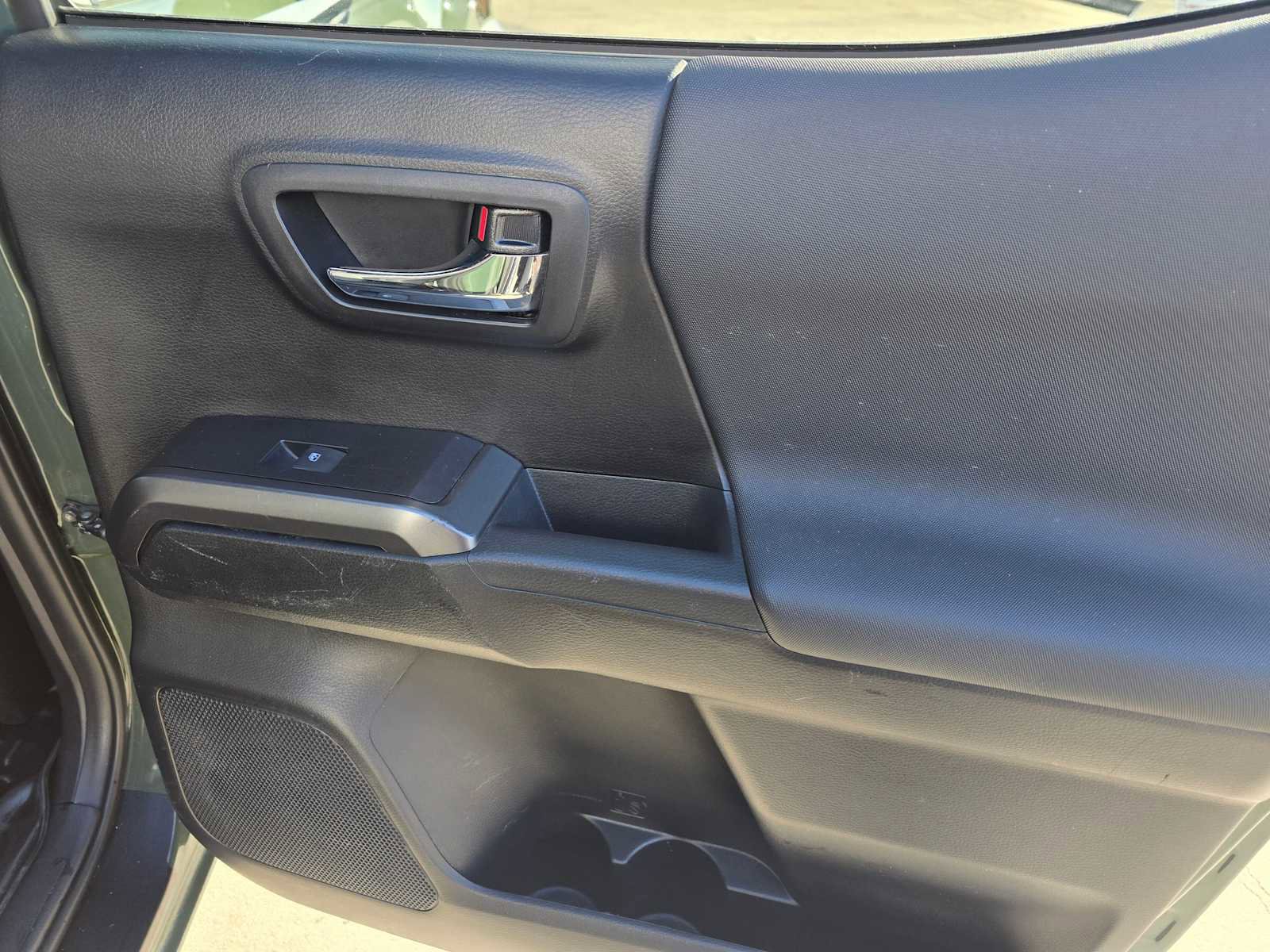 Used 2021 Toyota Tacoma TRD Off-Road image 13