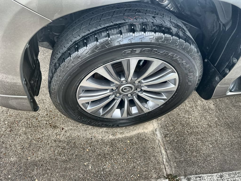 Used 2020 Lexus GX 460 Luxury w/ Accessory Package AWD/4WD image 2
