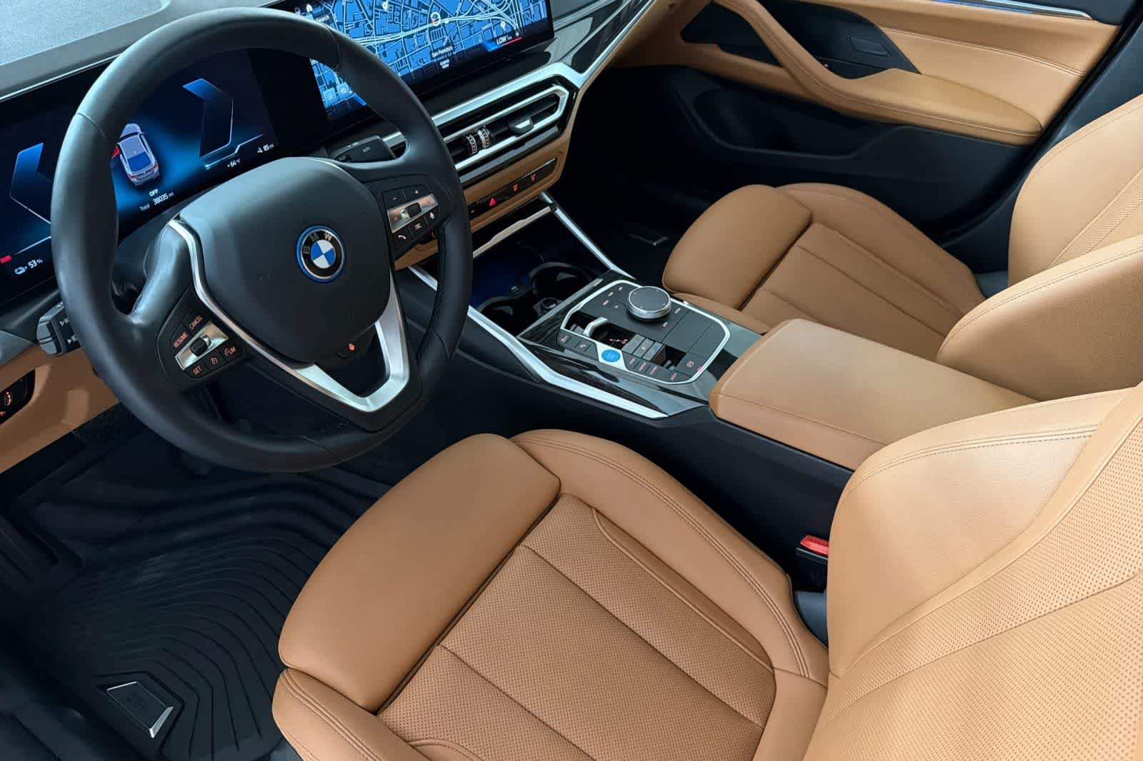 Used 2023 BMW i4 eDrive35 w/ Premium Package RWD image 11