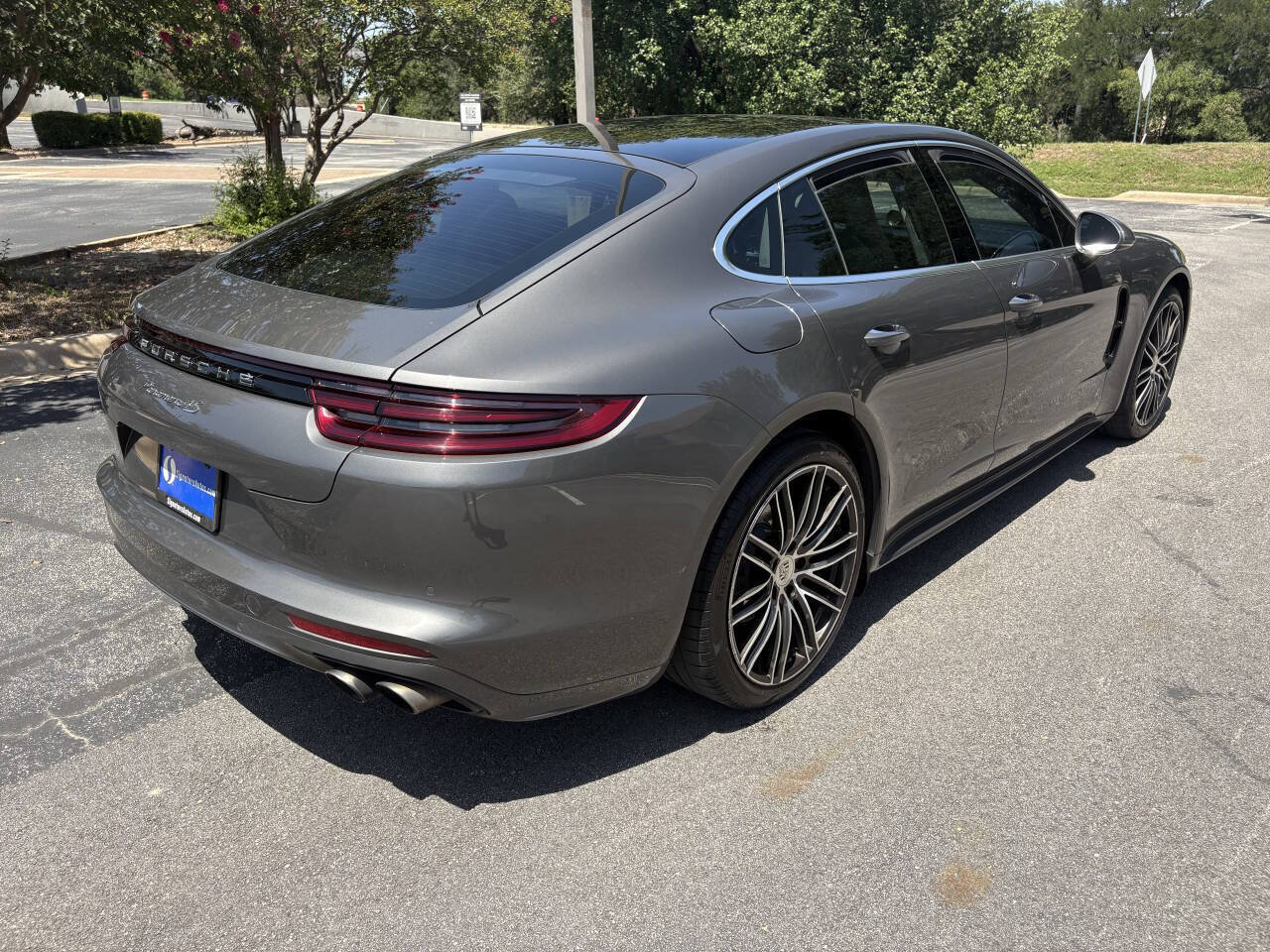 Used 2017 Porsche Panamera 4S AWD/4WD image 4
