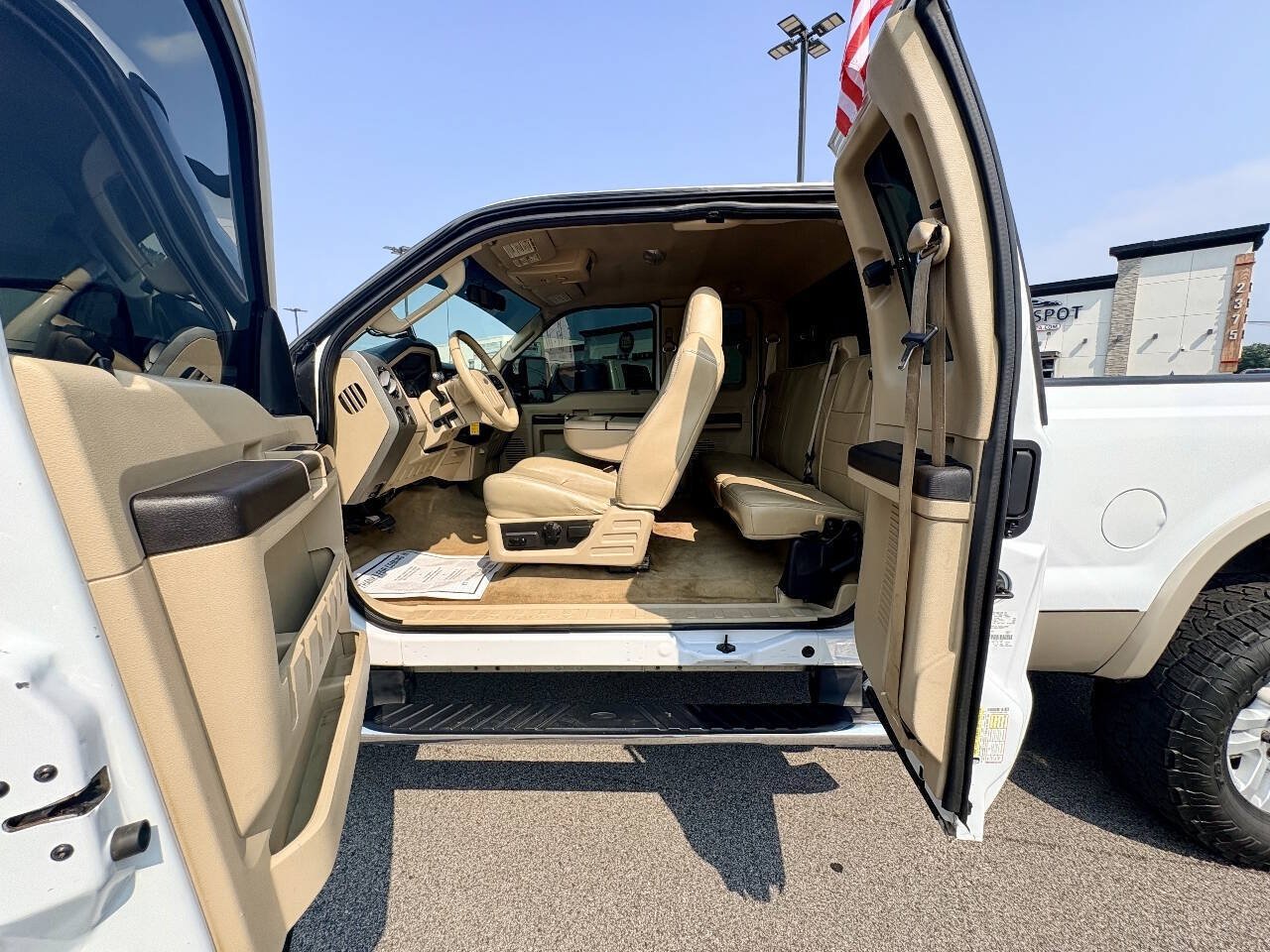 Used 2008 Ford F350 Lariat AWD/4WD image 18