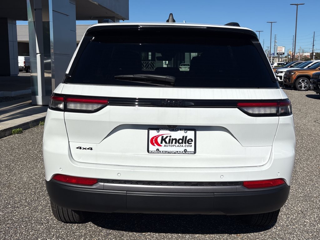 New 2027 Jeep Grand Cherokee 4WD image 27