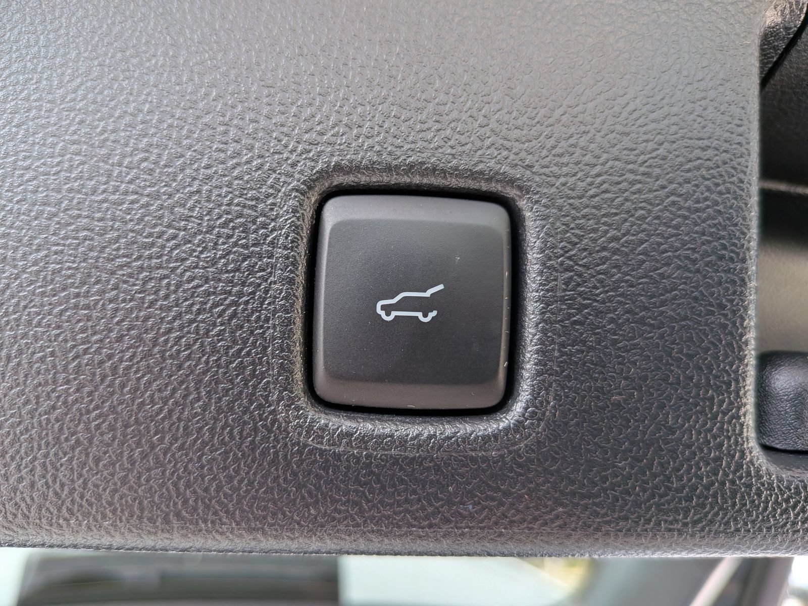 Used 2023 Ford Escape ST-Line w/ Equipment Group 301A FWD image 32