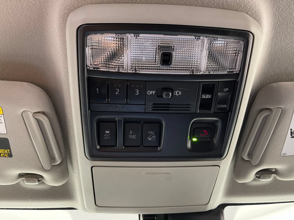 Certified 2024 Toyota 4Runner Limited AWD/4WD image 29