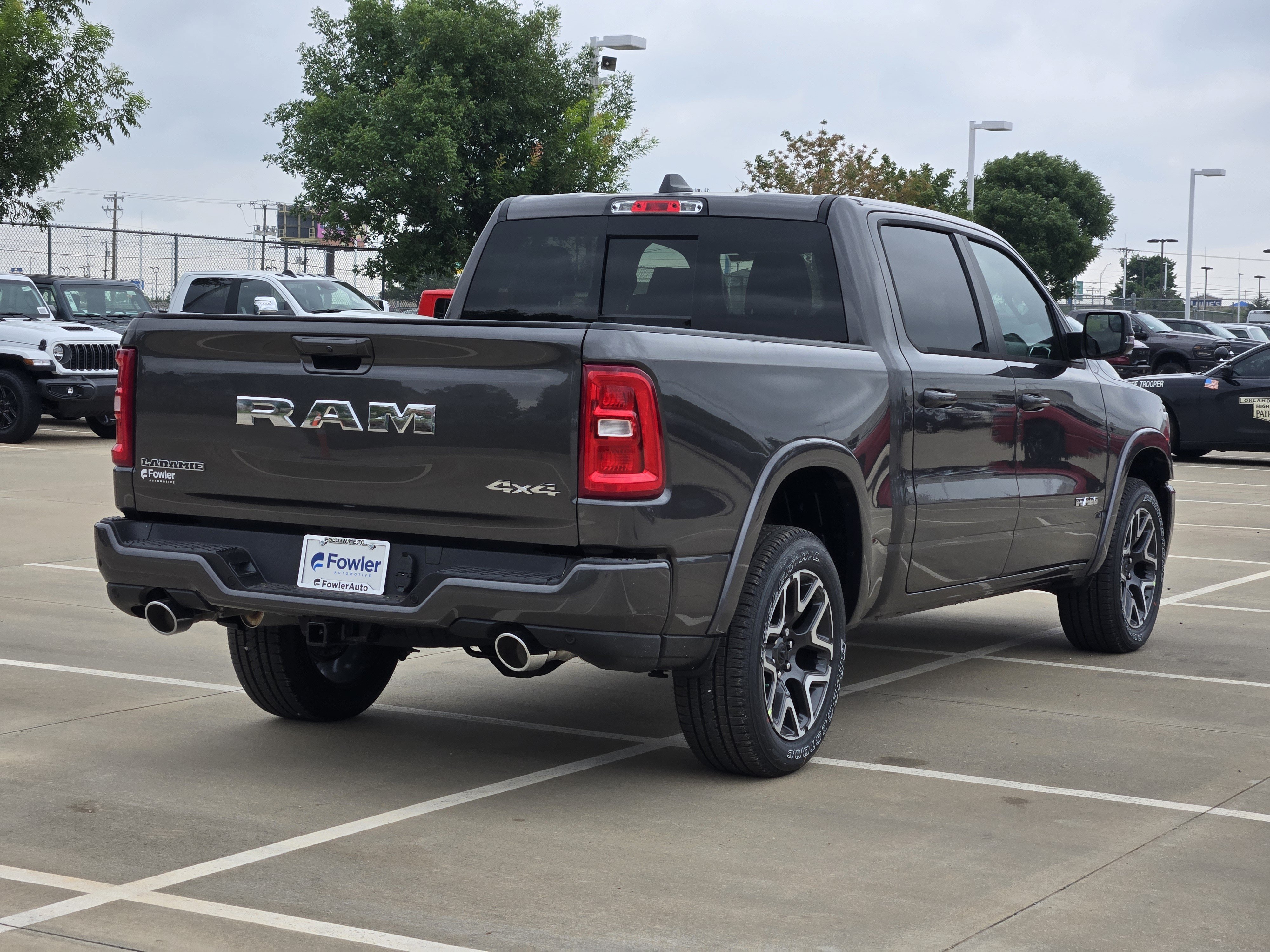 New 2026 RAM 1500 Laramie w/ Sport Appearance Package AWD/4WD image 4