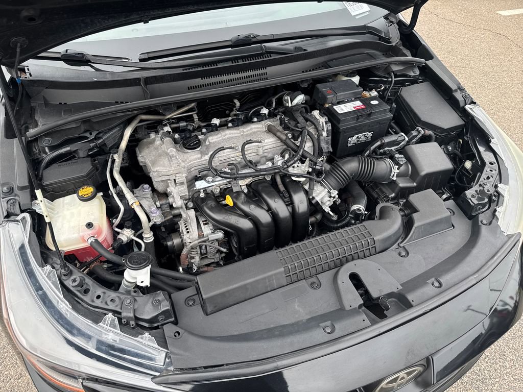 Used 2020 Toyota Corolla LE FWD image 45