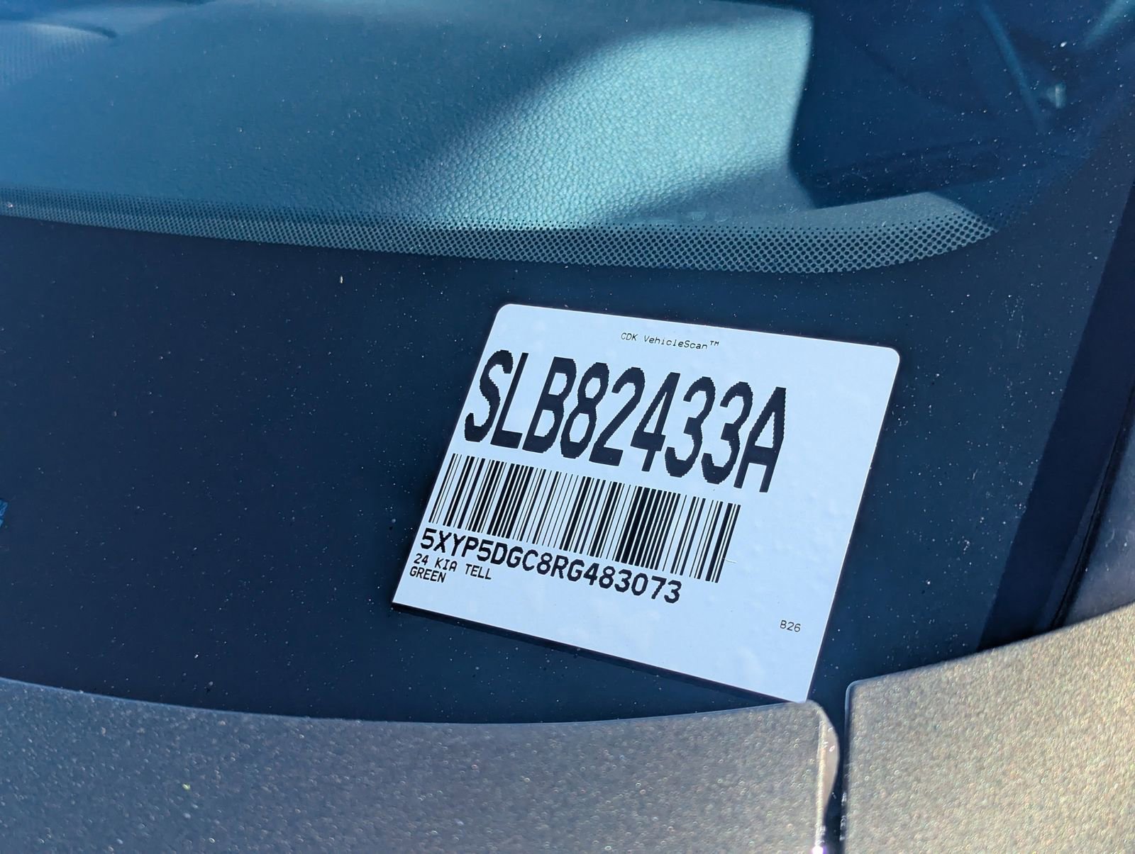 Used 2024 Kia Telluride SX w/ Towing Package image 6