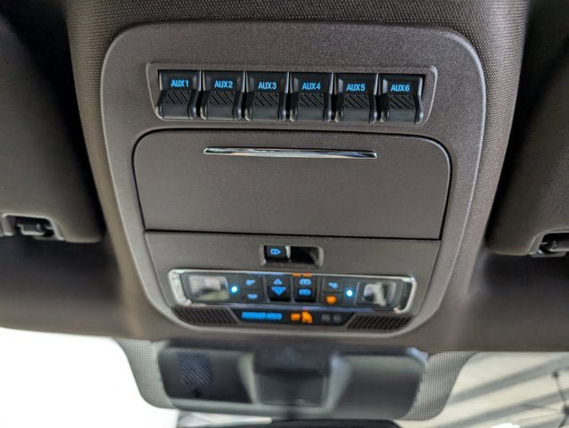 Used 2025 Ford F450 King Ranch w/ Camper Package AWD/4WD image 28