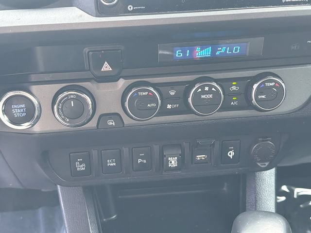 Used 2022 Toyota Tacoma TRD Off-Road w/ Technology Package AWD/4WD image 32