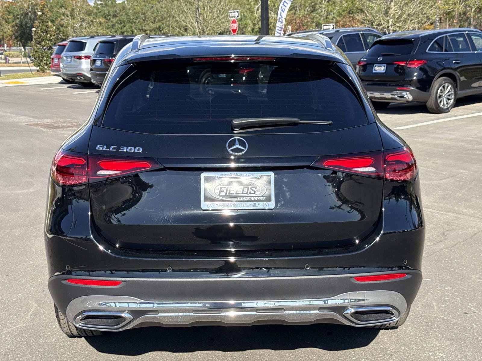 Used 2025 Mercedes-Benz GLC 300 image 4