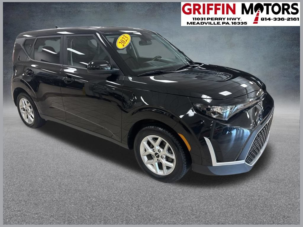 Used 2023 Kia Soul LX w/ LX Technology Package FWD video 1