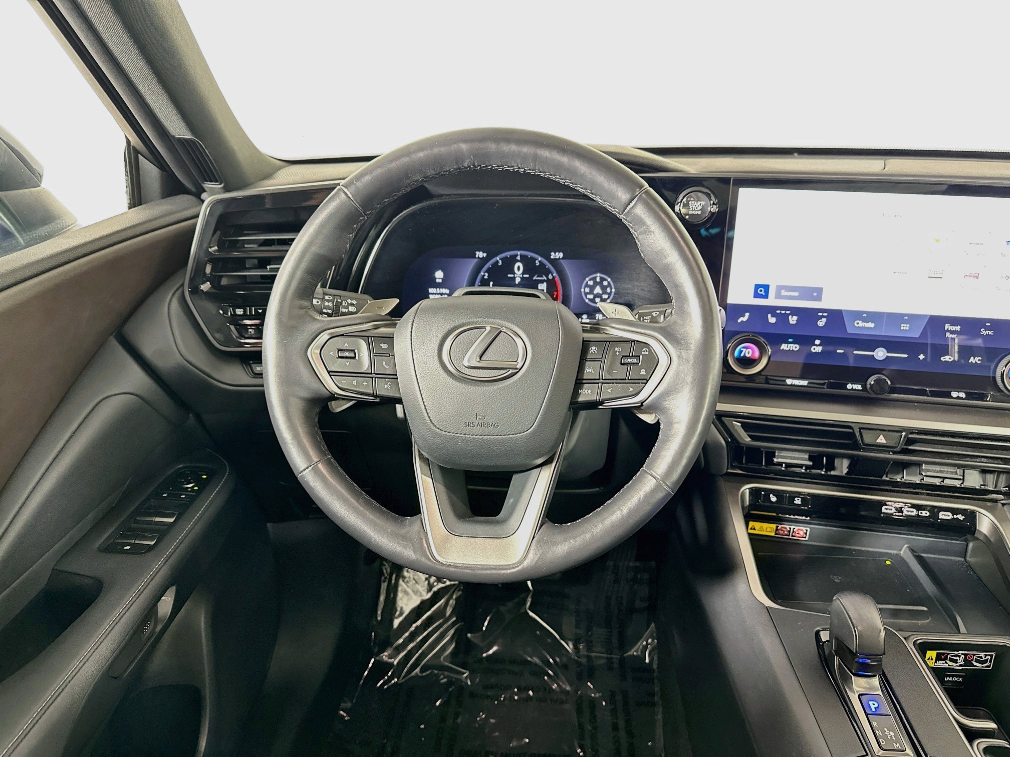 Certified 2024 Lexus TX 350 AWD w/ Captains Chair Package image 22