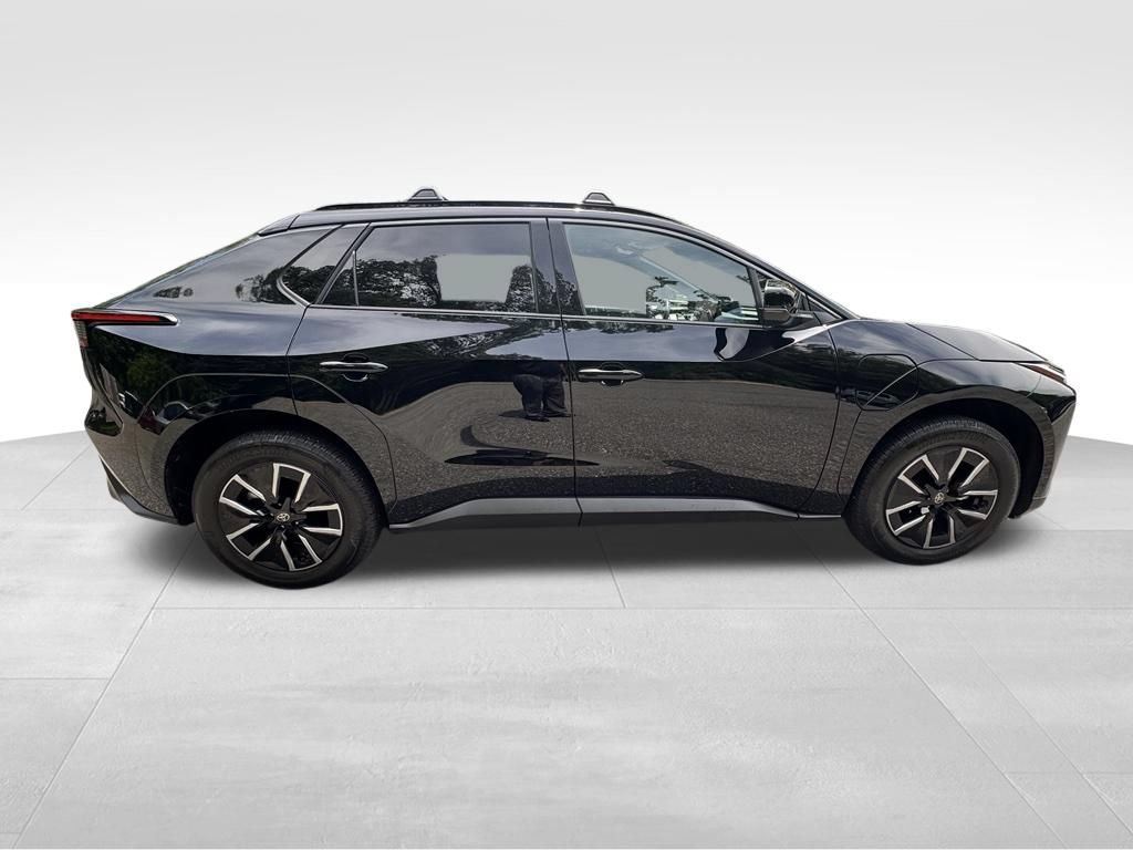 Used 2026 Toyota bZ FWD image 5