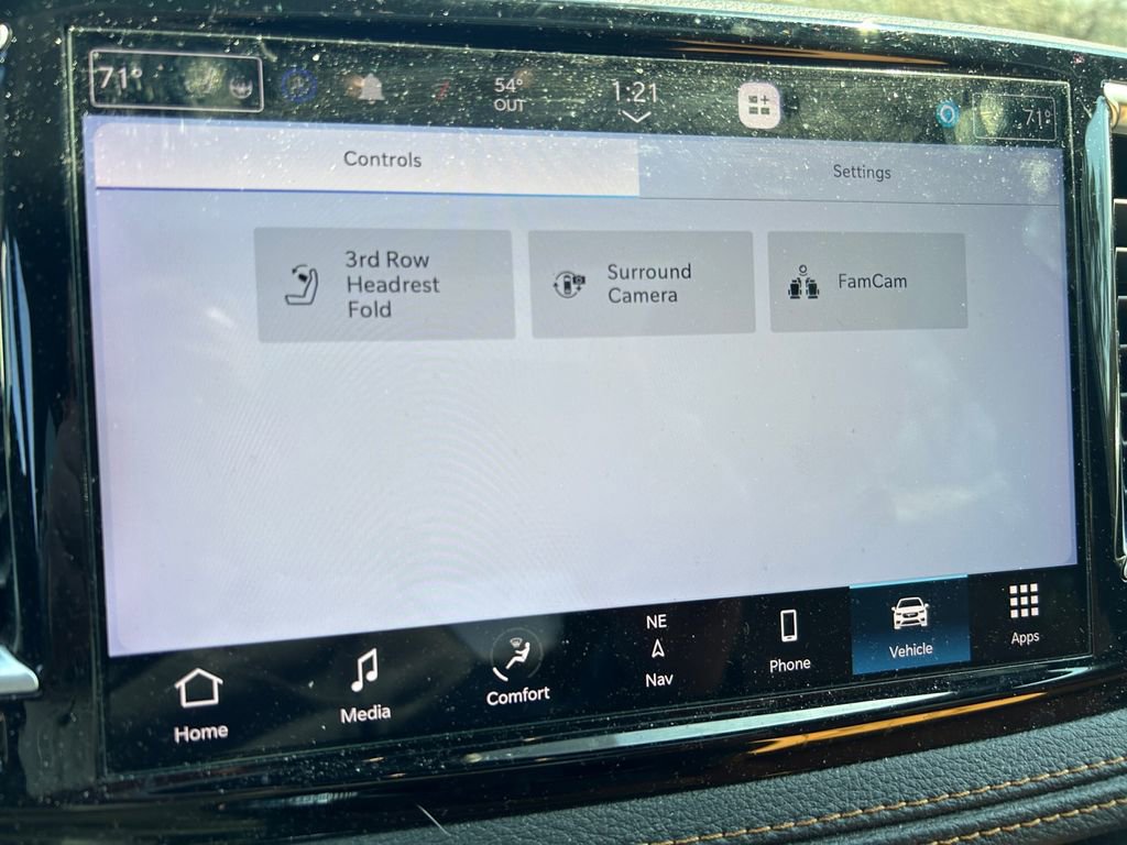 Certified 2023 Chrysler Pacifica Pinnacle AWD/4WD image 19