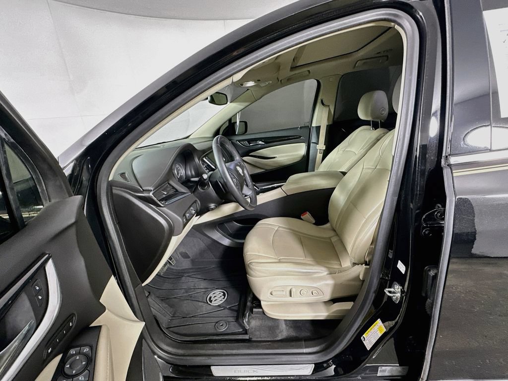 Used 2020 Buick Enclave Premium w/ Sun and Sites Package FWD image 16