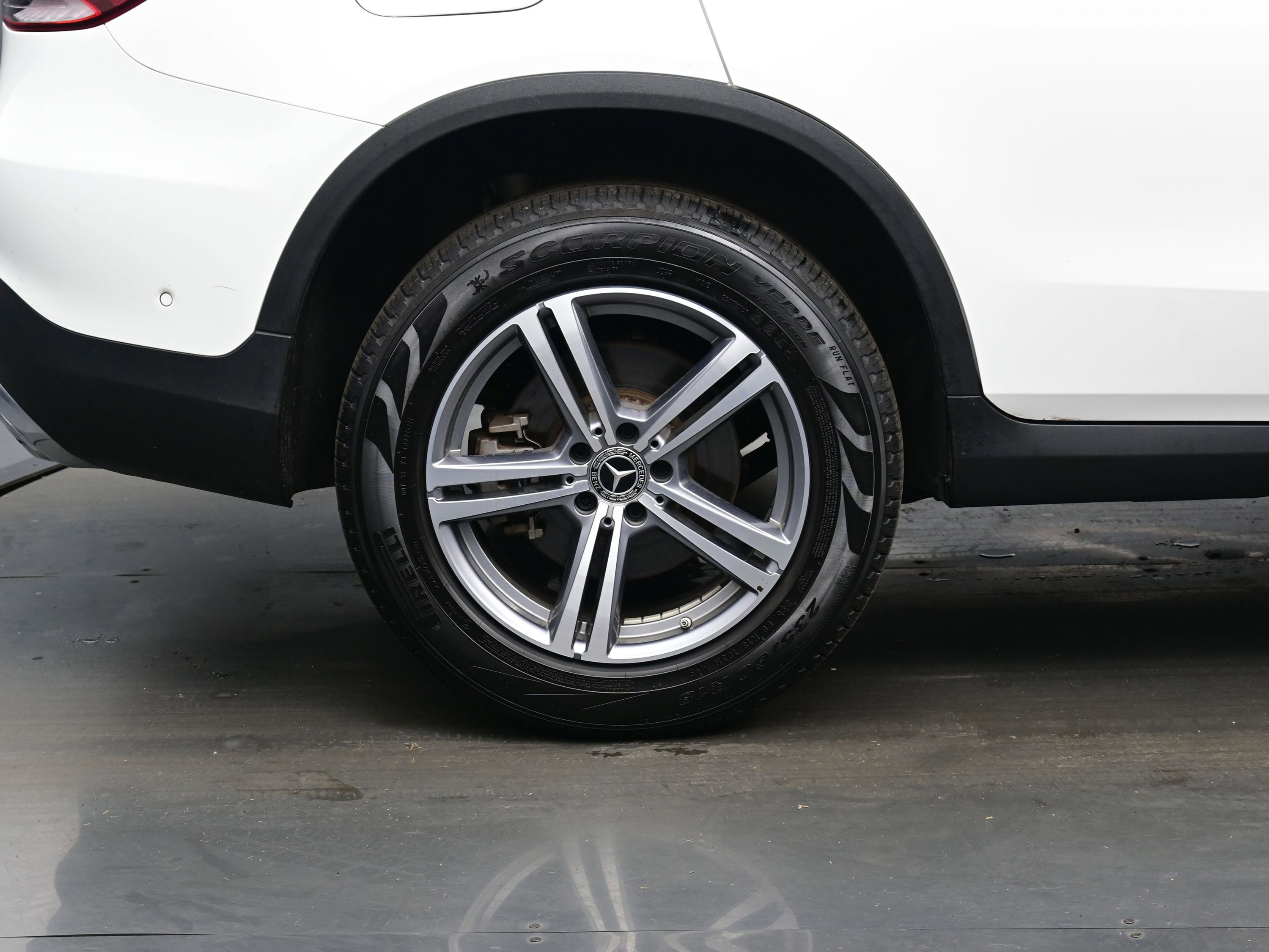 Used 2022 Mercedes-Benz GLC 300 4MATIC image 9