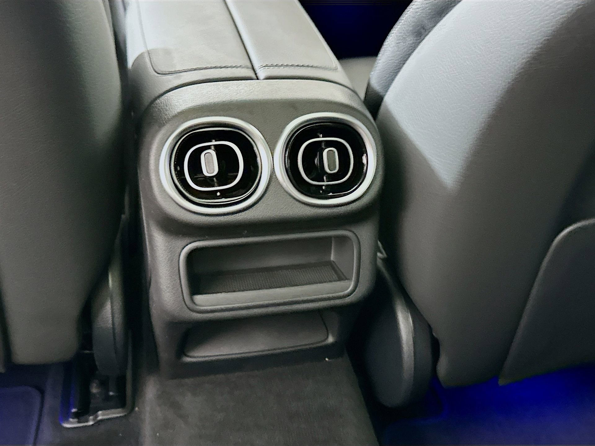 New 2026 Mercedes-Benz GLC 350e 4MATIC image 28