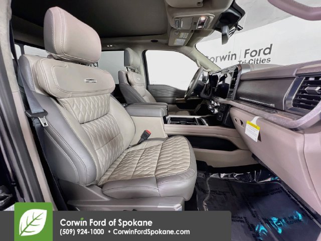 New 2026 Ford F350 Platinum w/ Platinum Plus Package AWD/4WD image 17