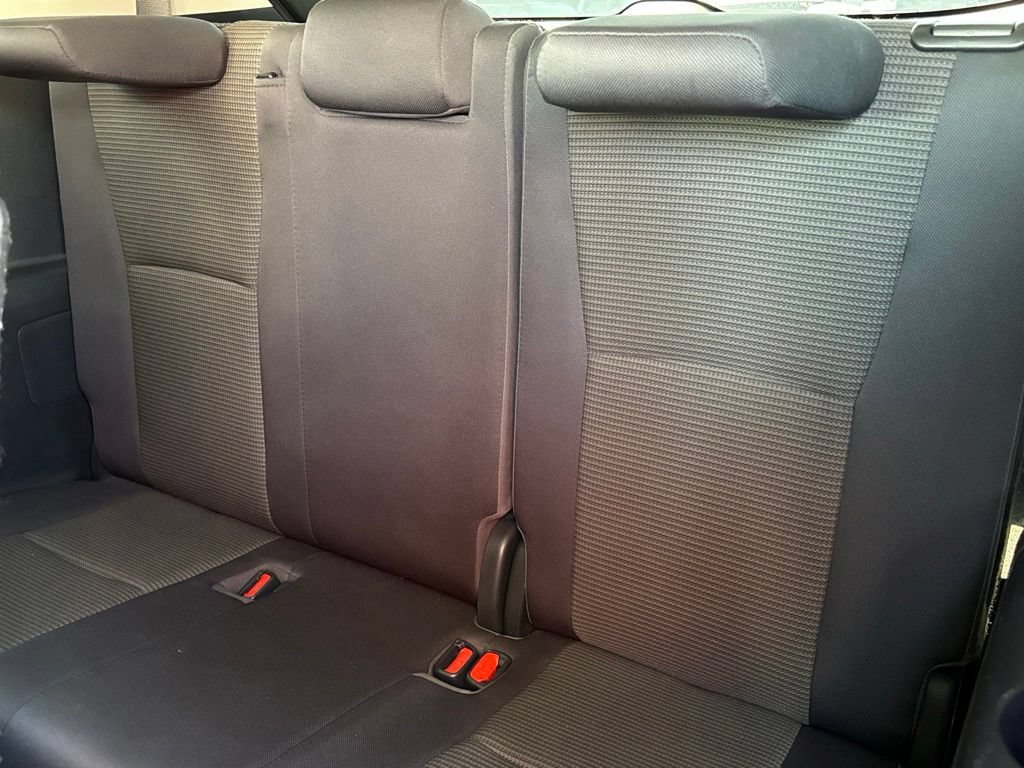 Used 2022 Toyota Highlander LE FWD image 34