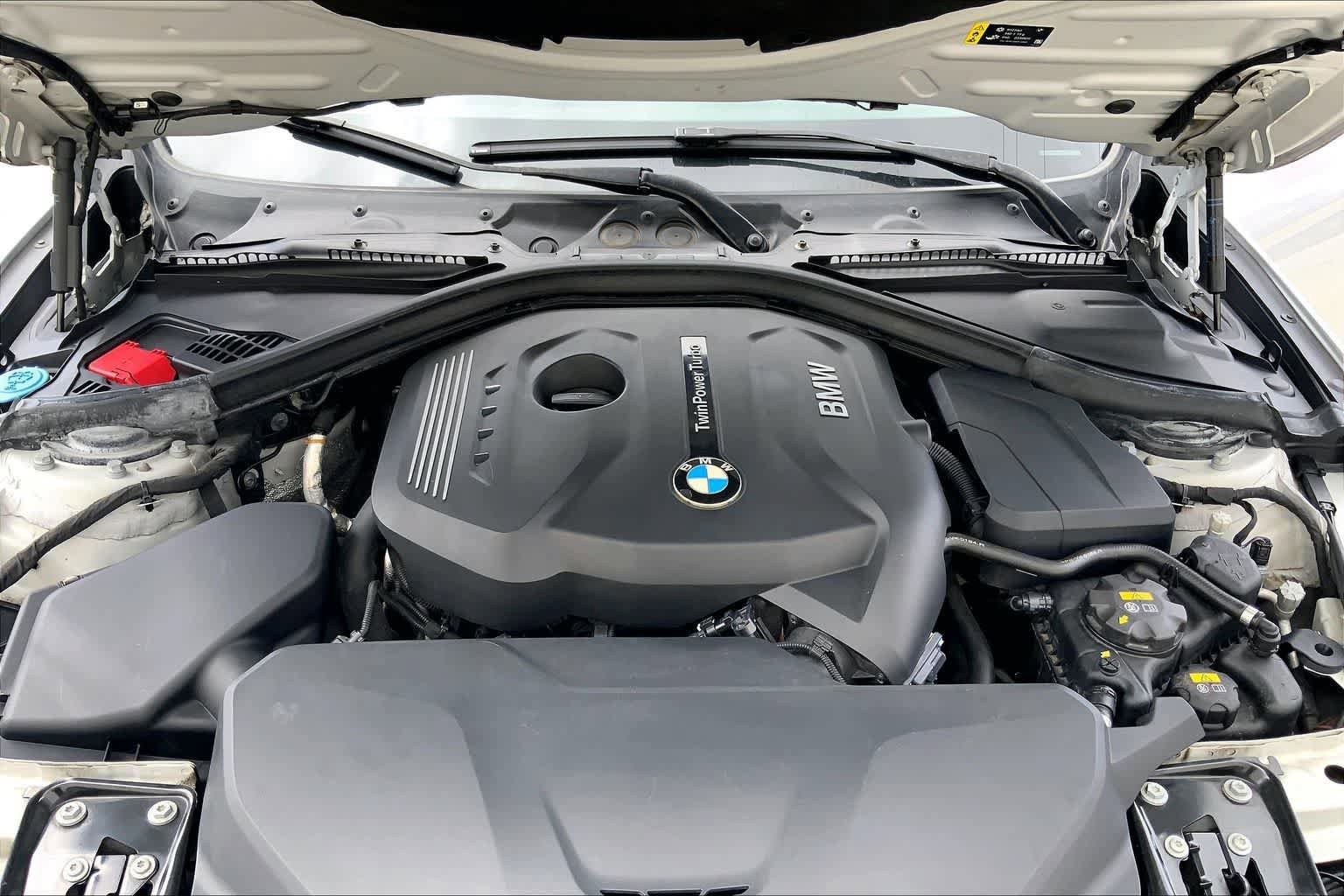 Used 2017 BMW 330i Sedan RWD image 10
