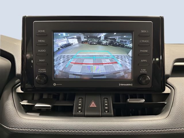 Used 2021 Toyota RAV4 XLE Premium image 25