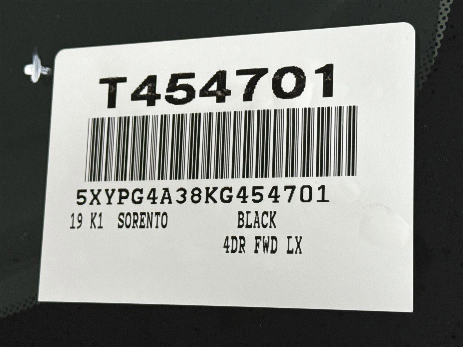 Used 2019 Kia Sorento LX image 40