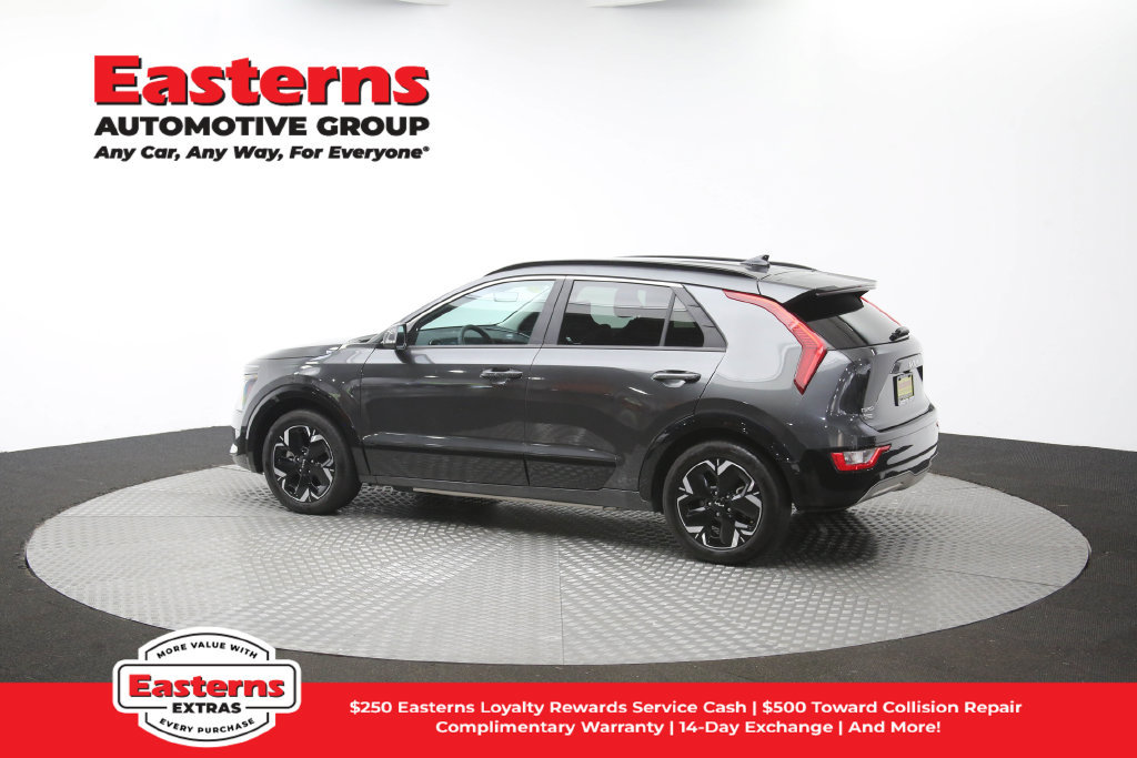 Used 2023 Kia Niro Wind FWD image 61