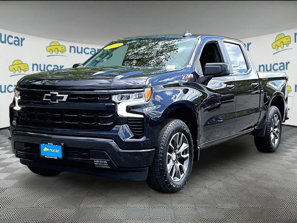 Used 2023 Chevrolet Silverado 1500 RST w/ Z71 Off-Road Package AWD/4WD image 3
