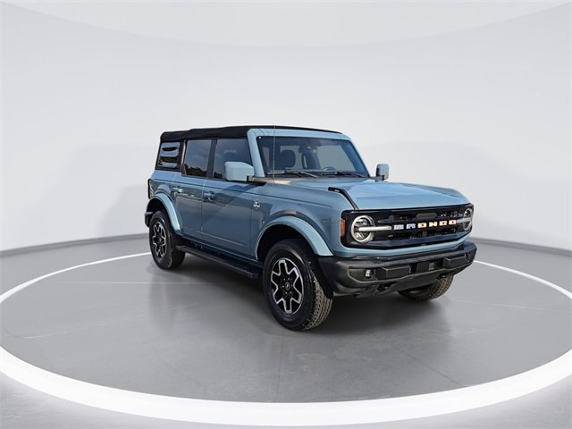 Used 2022 Ford Bronco Outer Banks image 2